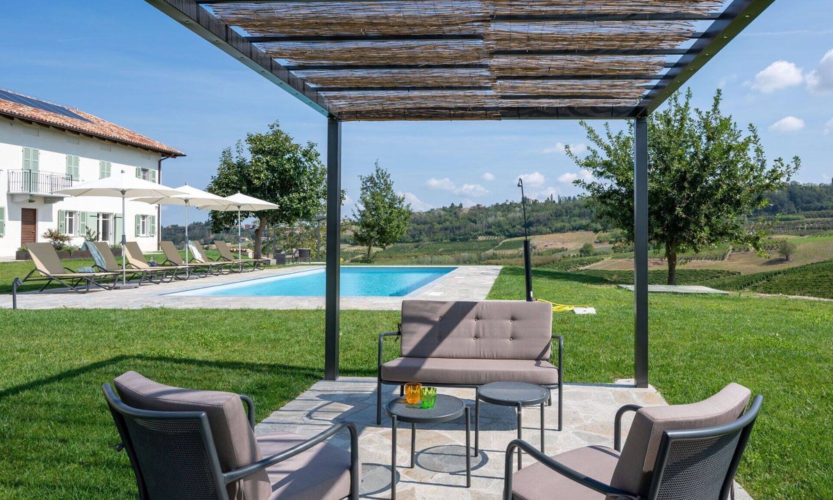 Castagnole delle Lanze Villa | Stunning private villa with private pool, WIFI, A/C, TV, terrace, panoramic view and parking