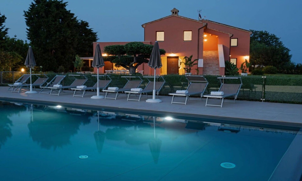 Ripatransone Villa | Stunning private villa with A/C, WIFI, private pool, TV, patio, pets allowed and panoramic view
