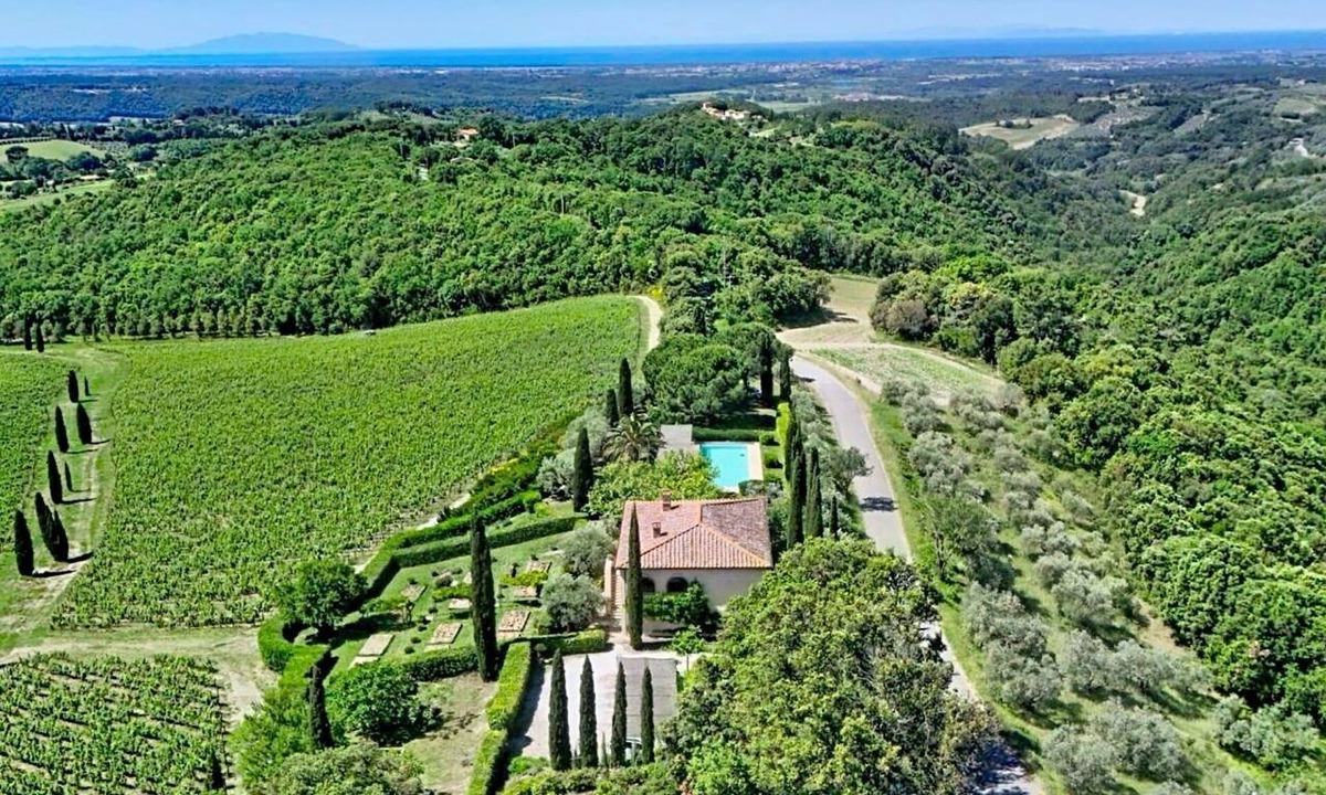 Riparbella Villa | Stunning private villa with private pool, WIFI, balcony, pets allowed and panoramic view