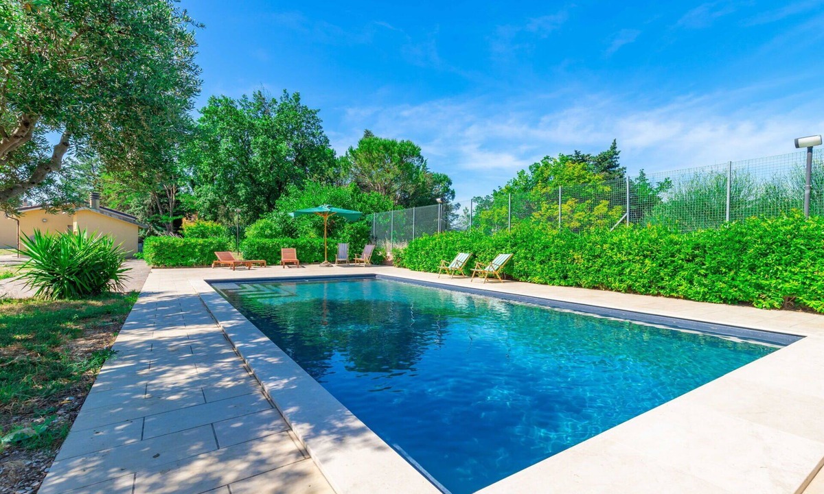Urbisaglia Villa | Stunning private villa for 7 people with private pool, WIFI, TV, patio and panoramic view
