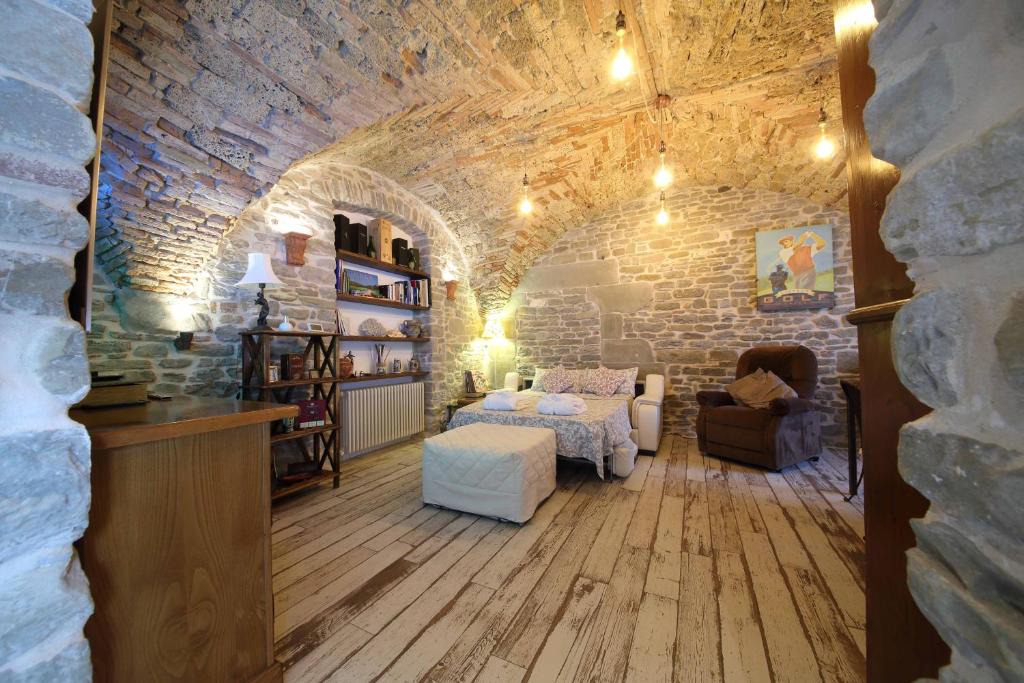 Marradi Apartment | Suite in Grotta nell'Alto Mugello a MARRADI