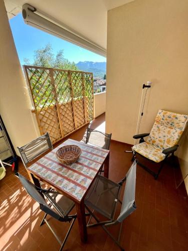 Giaveno Apartment | Sun and Coffee - breakfast on the terrace