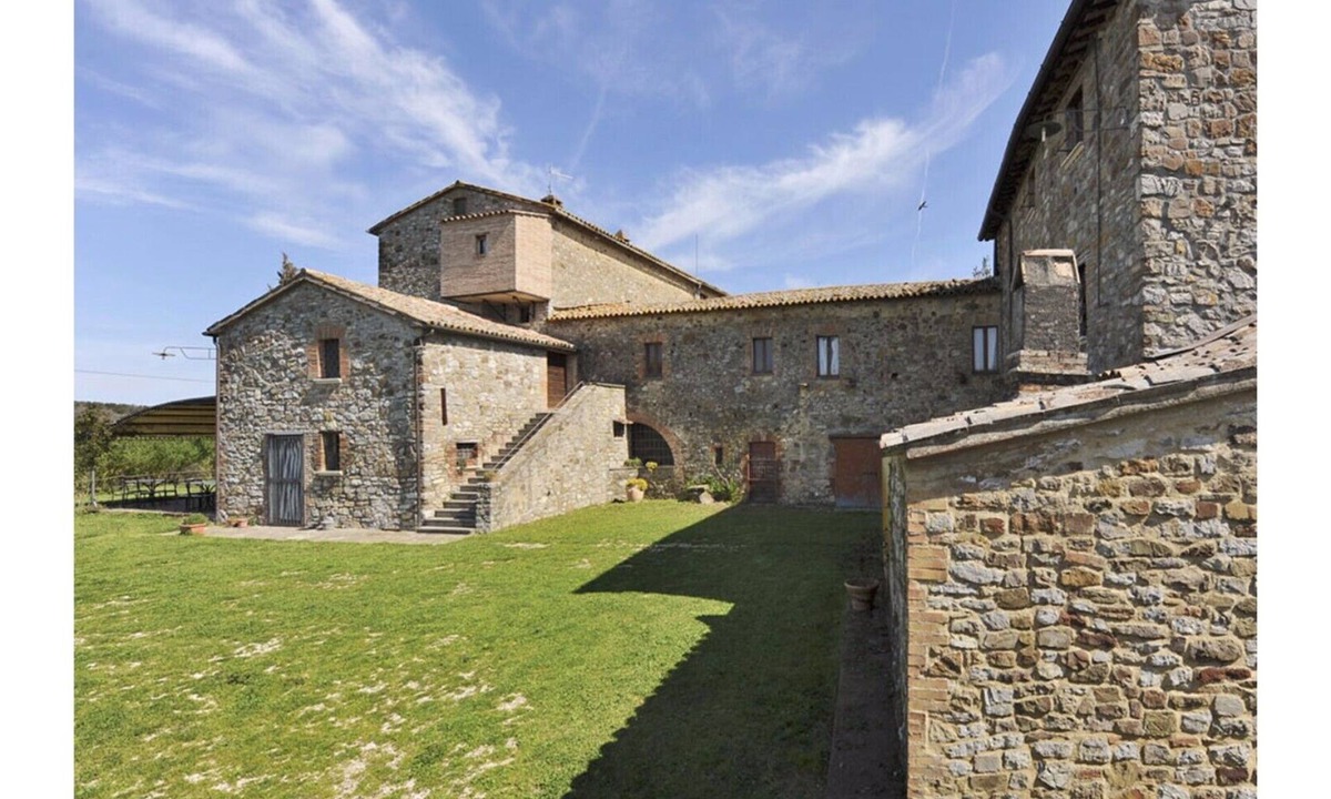 Orvieto Apartment | SUPERIOR APARTMENT COURTYARD