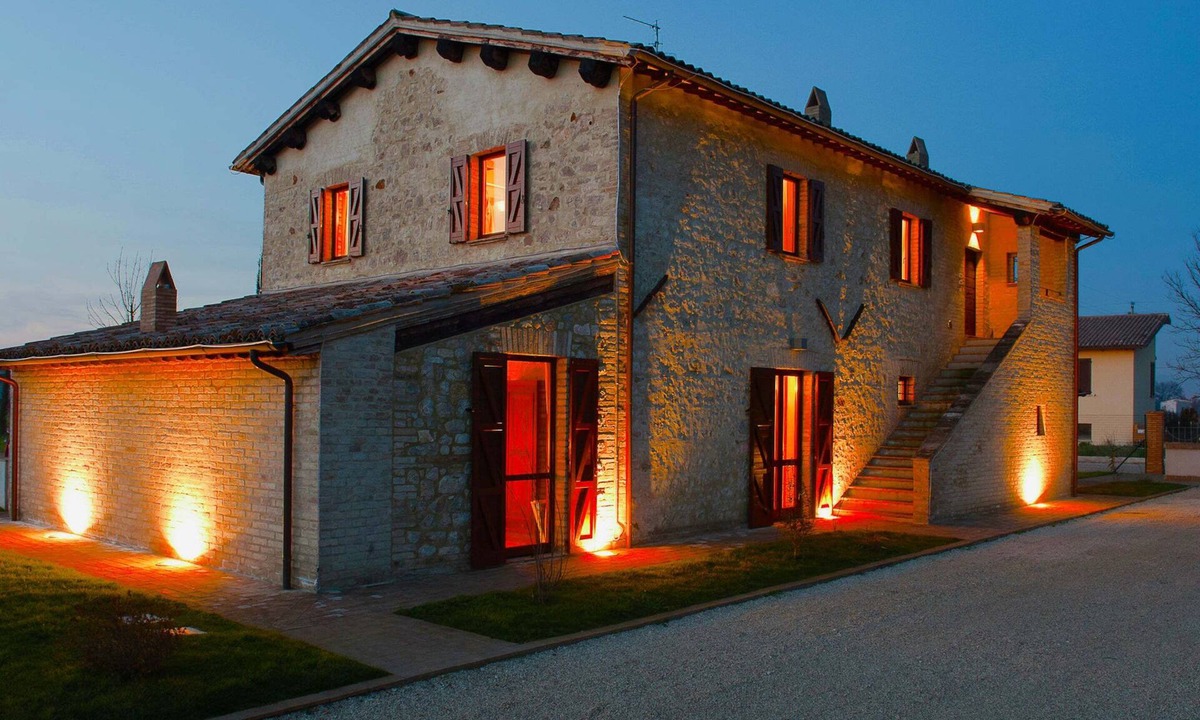 Foligno House | Swim, Savor, and Stroll in Umbria