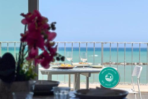 Lido di Fermo Apartment | Terrazzino Frontemare Wi-Fi Free Parking