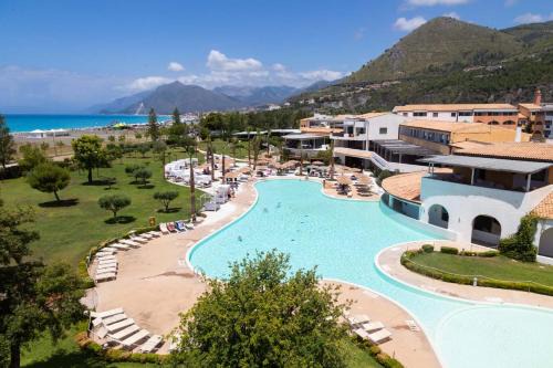 Praia a Mare Resort | TH Praia - Borgo di Fiuzzi Resort & SPA