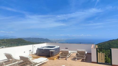 Marini Apartment | The Best Seaview from the Terrace with Jacuzzi, Relax & Pools - Dorotea Infinity