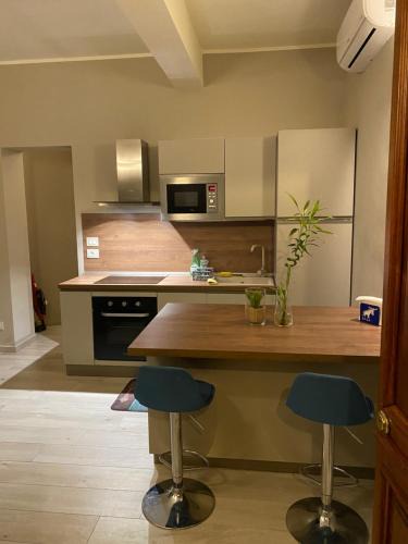 Vanchiglia Apartment | The Blue Nest