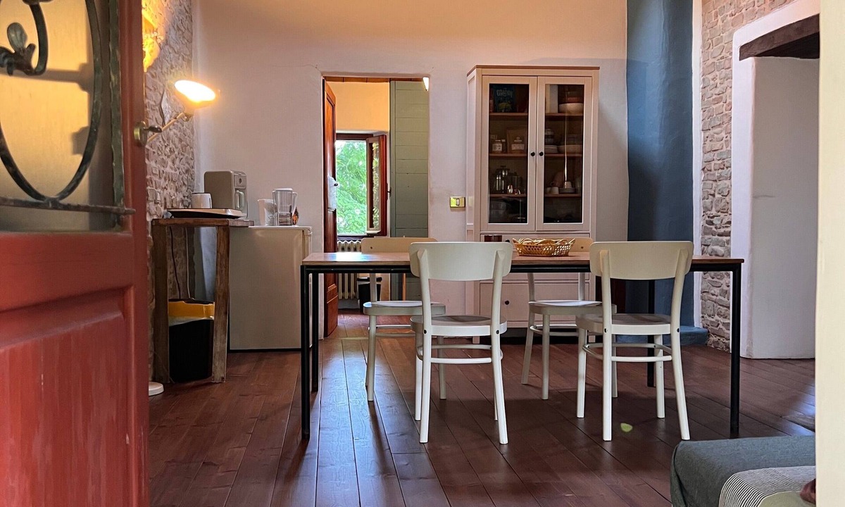 Poggio San Marcello House | The Bookhouse home B&B: Eco-Friendly Retreat in Nature near Jesi