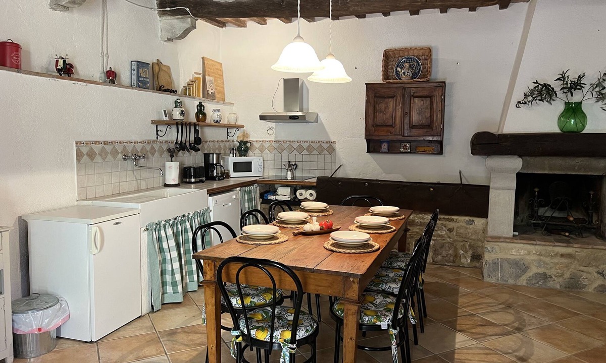 Montieri Apartment | The Flower of Montieri