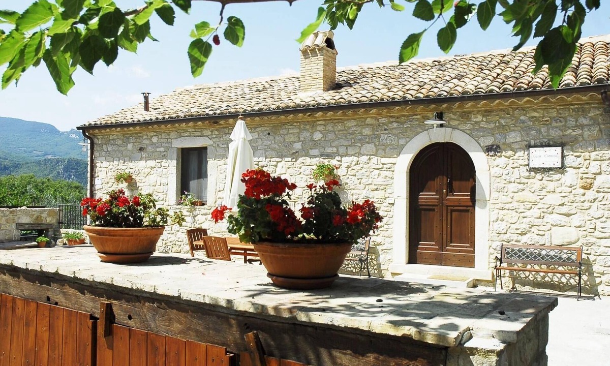 Bomba Apartment | The Mulberry Tree Apartment