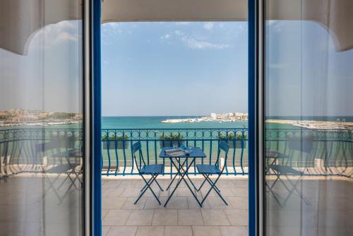 Santo Spirito Apartment | The Window On The Sea
