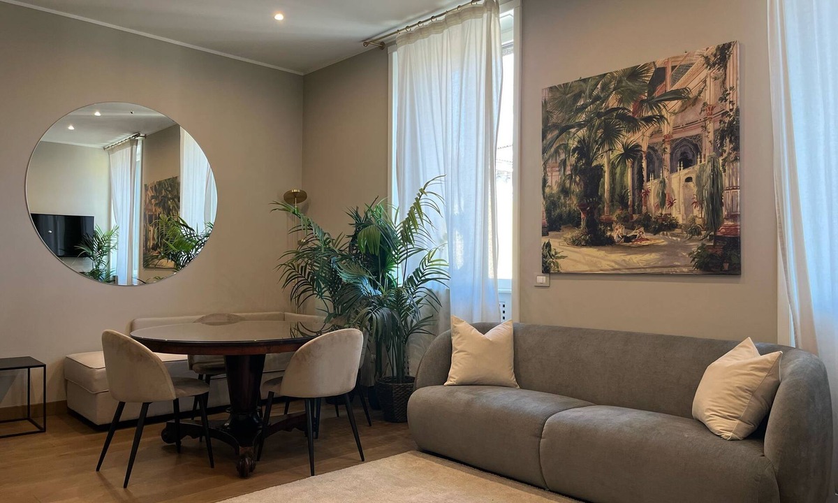 Tricolore Apartment | The Wisteria - Urban Oasis