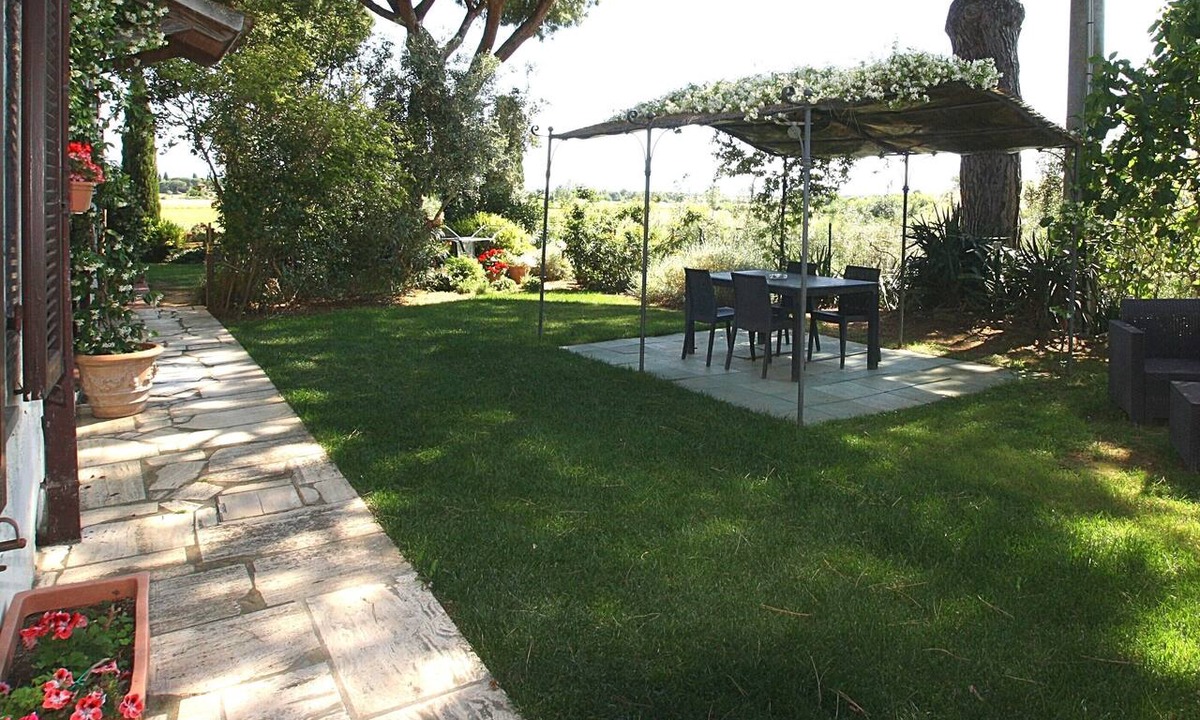 Orbetello House | Three-room countryside apartment