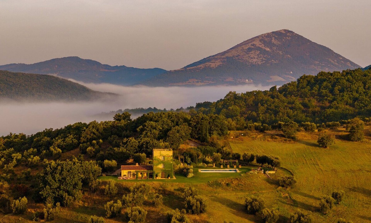 San Giovanni del Pantano Villa | Torre Meraviglia by Miani Group