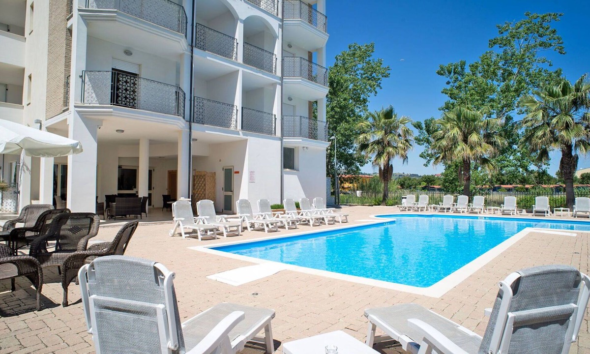 Tortoreto Lido Apartment | Tortoreto Apartment close to the sea, Ac, wi -fi