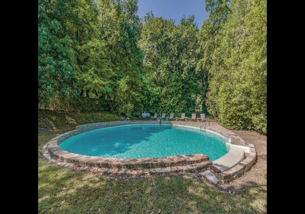 Centofinestre Villa | Traditional Villa in Filottrano with Swimming Pool