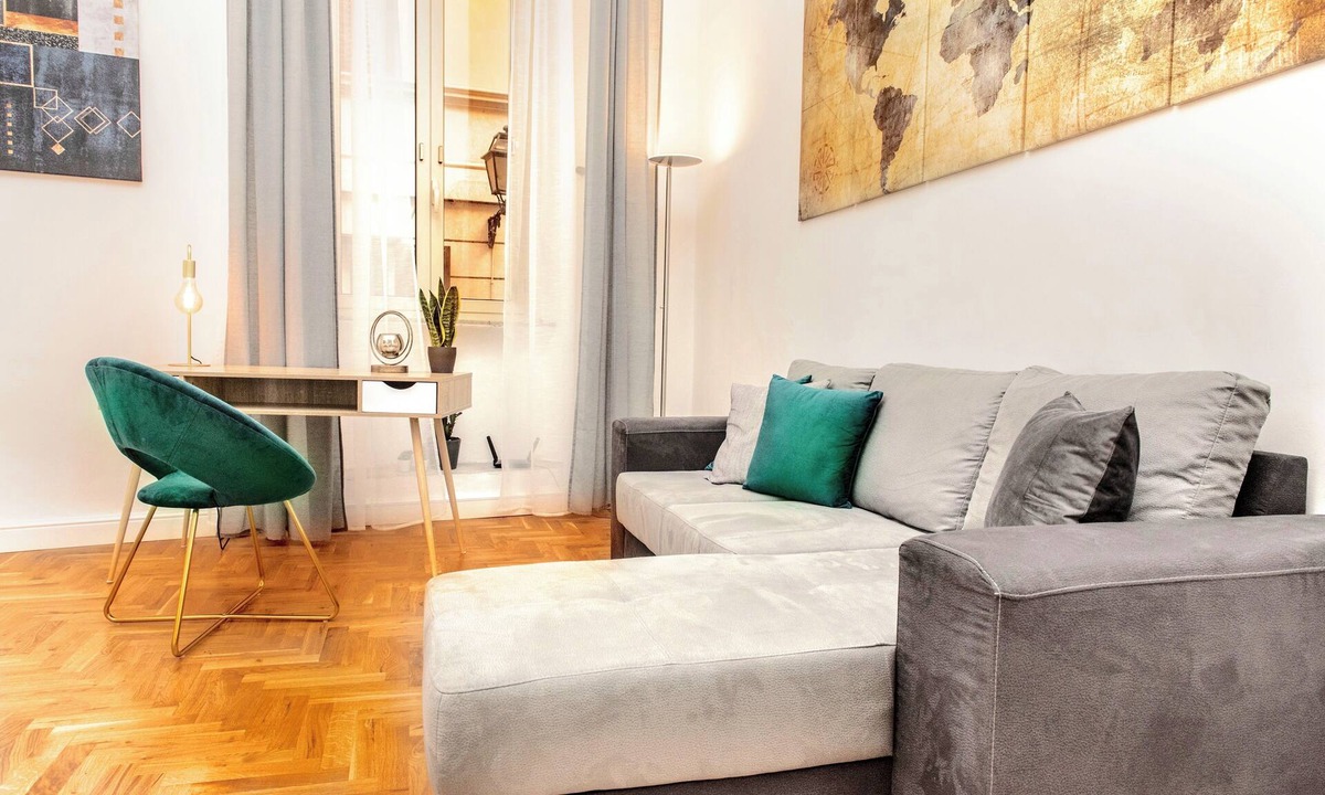 Rione VIII Sant'Eustachio Apartment | TRASTEVERE CAMPO de FIORI ROME by FOOT-NETFLIX-AIRCOND-WIFI