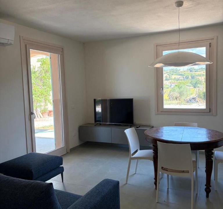 Mombaroccio Apartment | Trilocale Moderno tra le Colline - 15 min Fano
