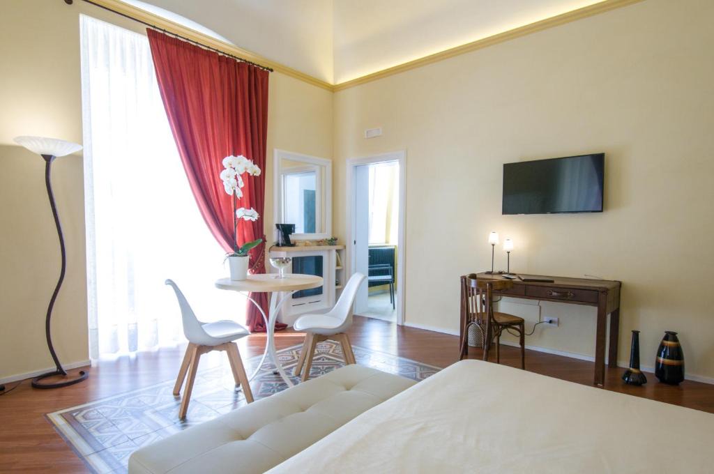 Trani Bed & Breakfast | Turenum Apartment B&B