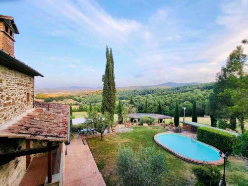 Anghiari Apartment | Tuscan dream, lux 2-bed apartment balcony and pool