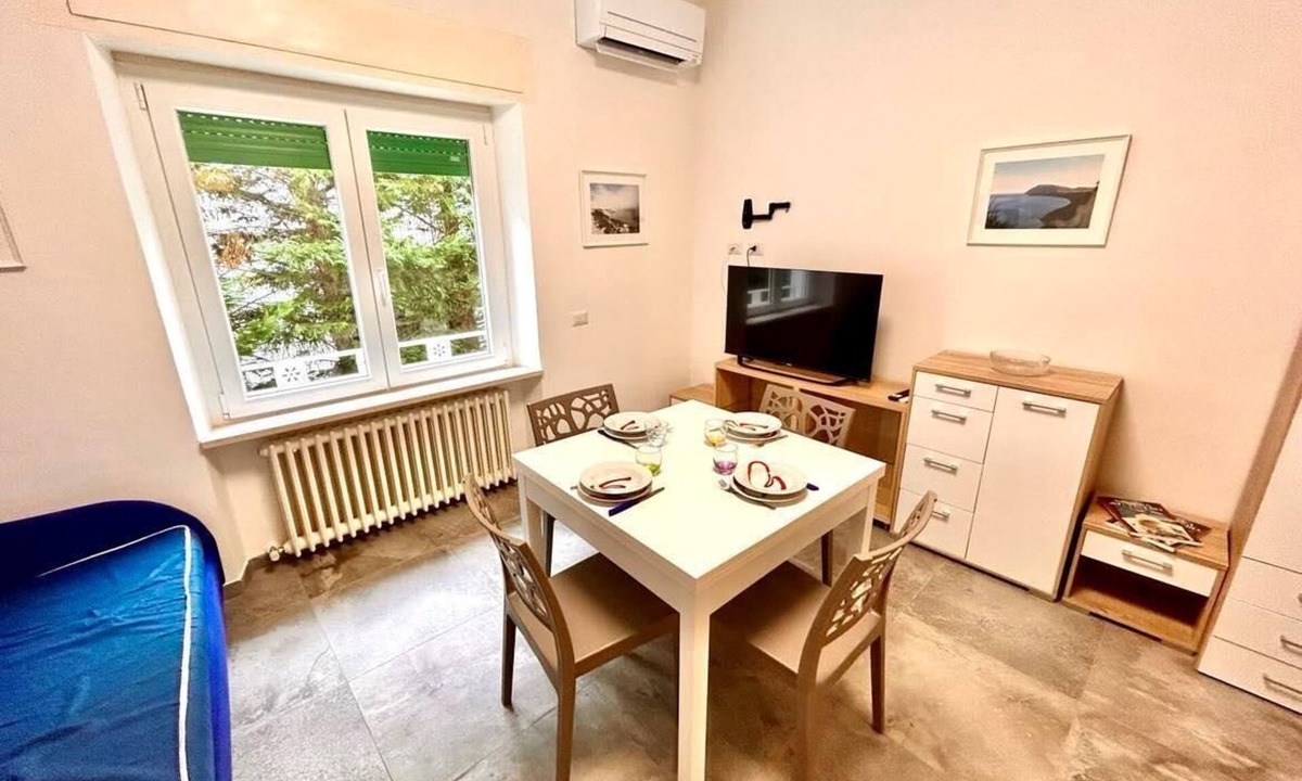 Villaggio Taunus Apartment | Two-room apartment Leonello with garden and a/c