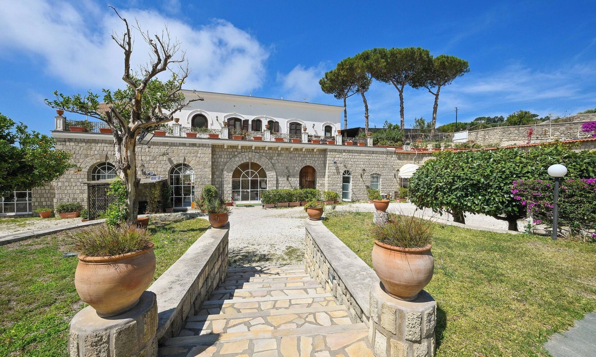 Sant'Angelo Apartment | Two-room loft apartment with 2 bathrooms and kitchen - Tenuta Villa Tara