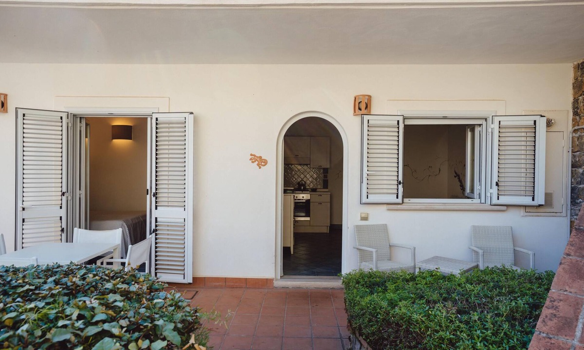 Villammare Apartment | Ulivo Apartment in the Residence le Ruve Bianche with swimming pool and private beach