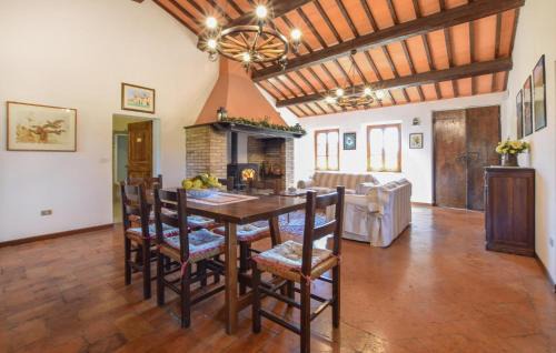 Collesanto House | Umbria Magione Podere C