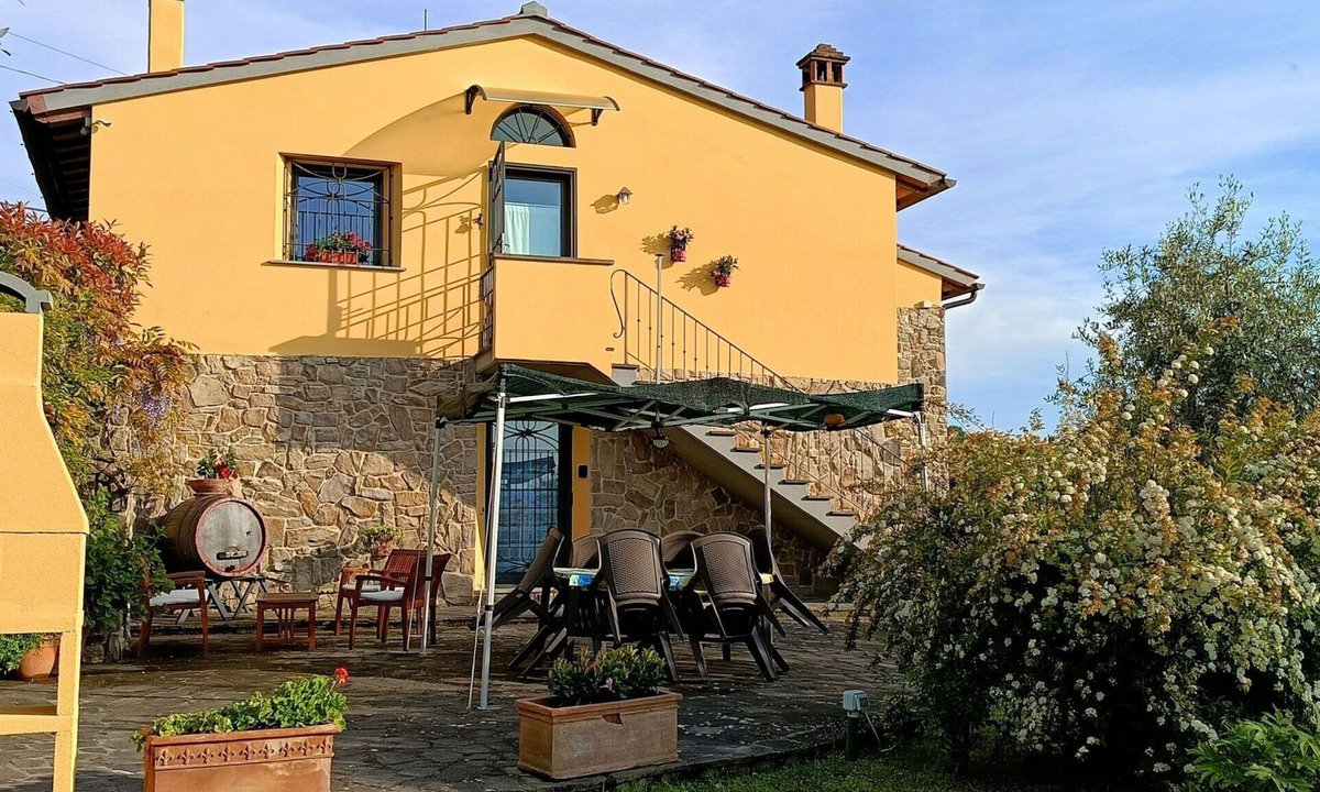 Rufina House | Vacation Home in Falgano with 3 bedrooms sleeps 6