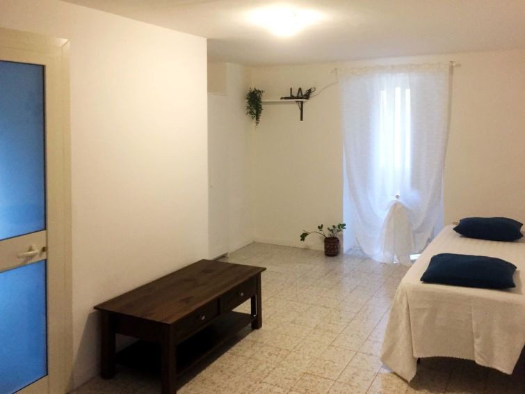 Lanciano House | Vacation home Sunflower (ANO105) in Asciano - 5 persons, 2 bedrooms