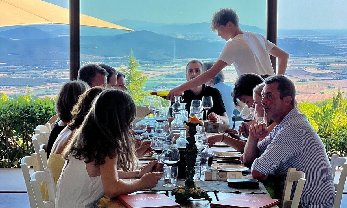 Sassofortino Bed & Breakfast | Valdonica Winery - Chill in Nature Lodge