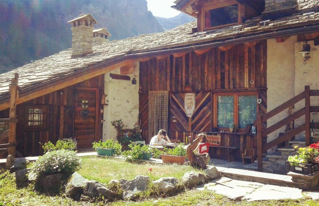 Valsavarenche House | Vers le bois
