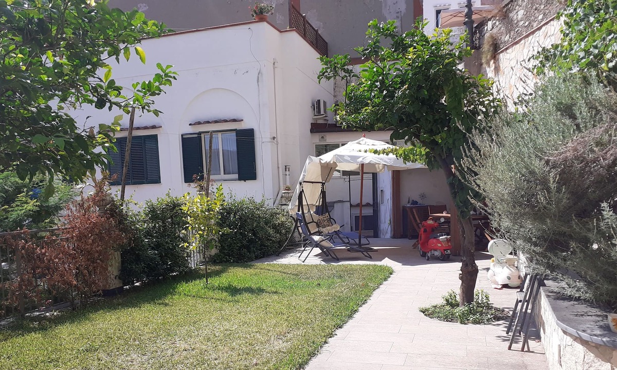Cetara Villa | Villa beach garden Cetara Amalfi Coast