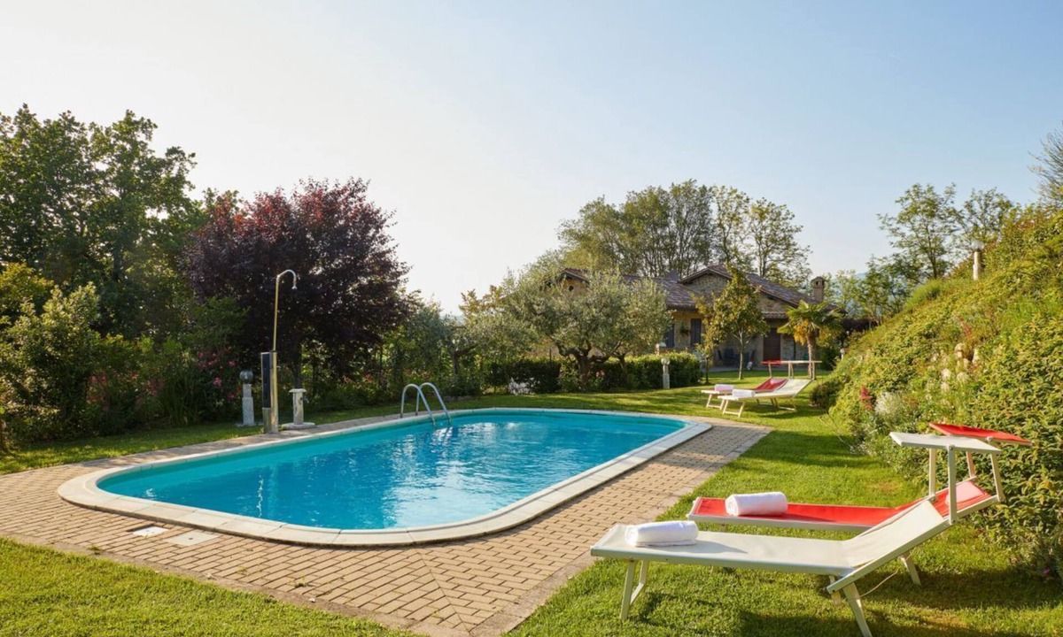 Castelraimondo Villa | Villa Belveder - Exclusive Pool, Park, and Wi-Fi