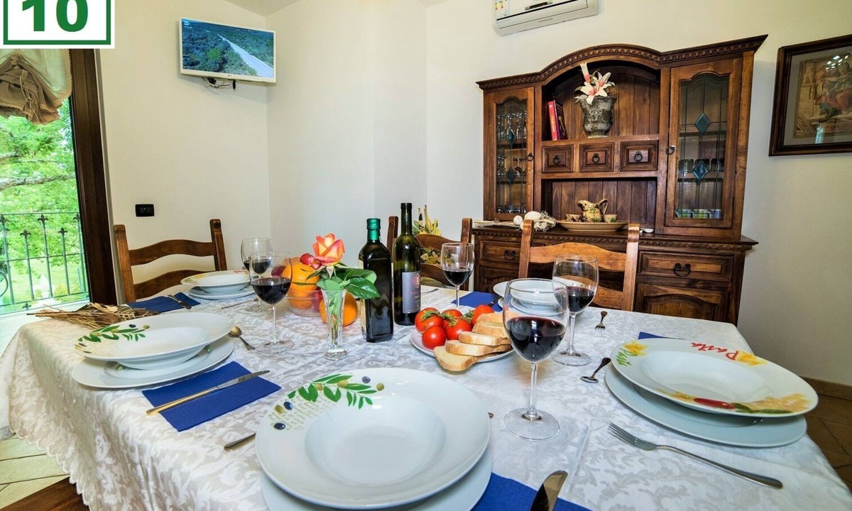 Montefiascone House | Villa Bolsena Lake View