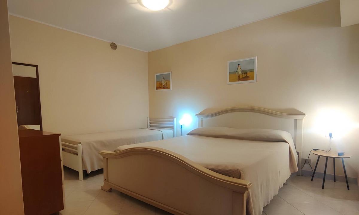 Morano Calabro Apartment | Villa 'Camera Iris' with Mountain View, Shared Pool and Shared Garden