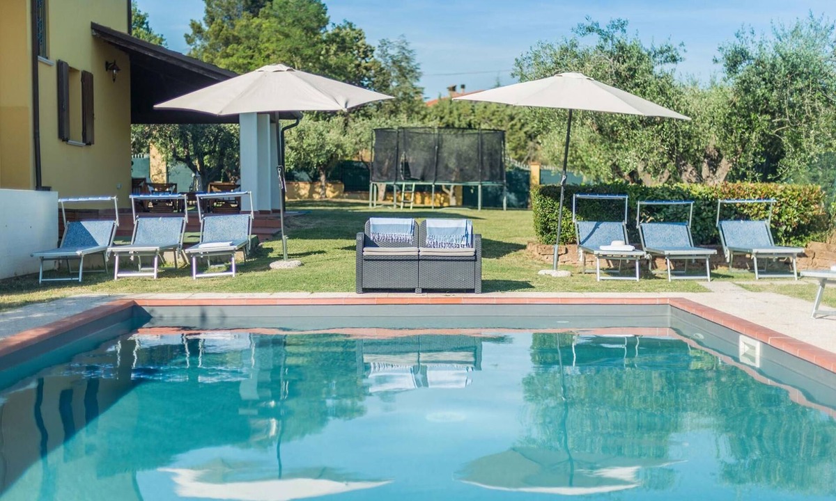 Pesaro Villa | Villa Candelara 13 - Six Bedroom Villa, Sleeps 13