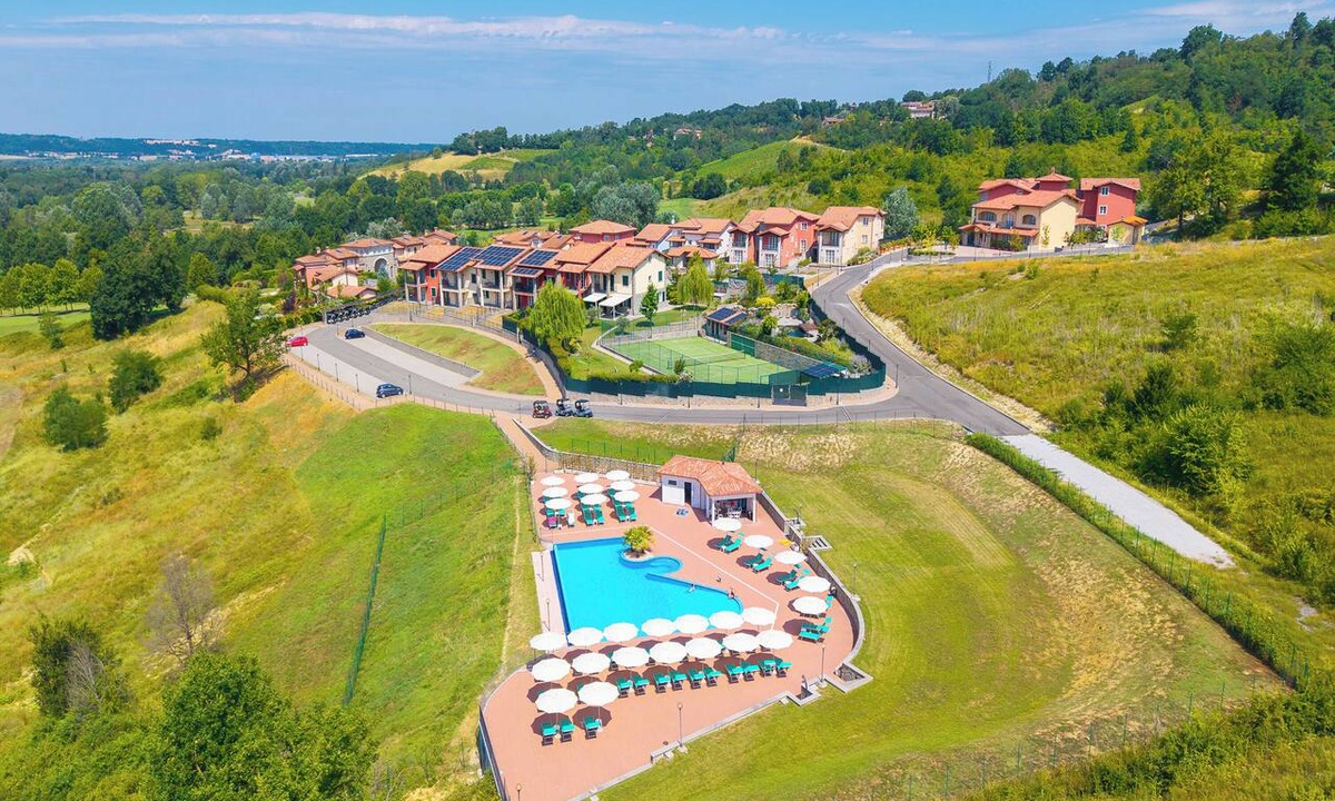 Castelletto d'Orba Hotel | Villa Carolina Comfort 2, Castelletto d’Orba, Italy