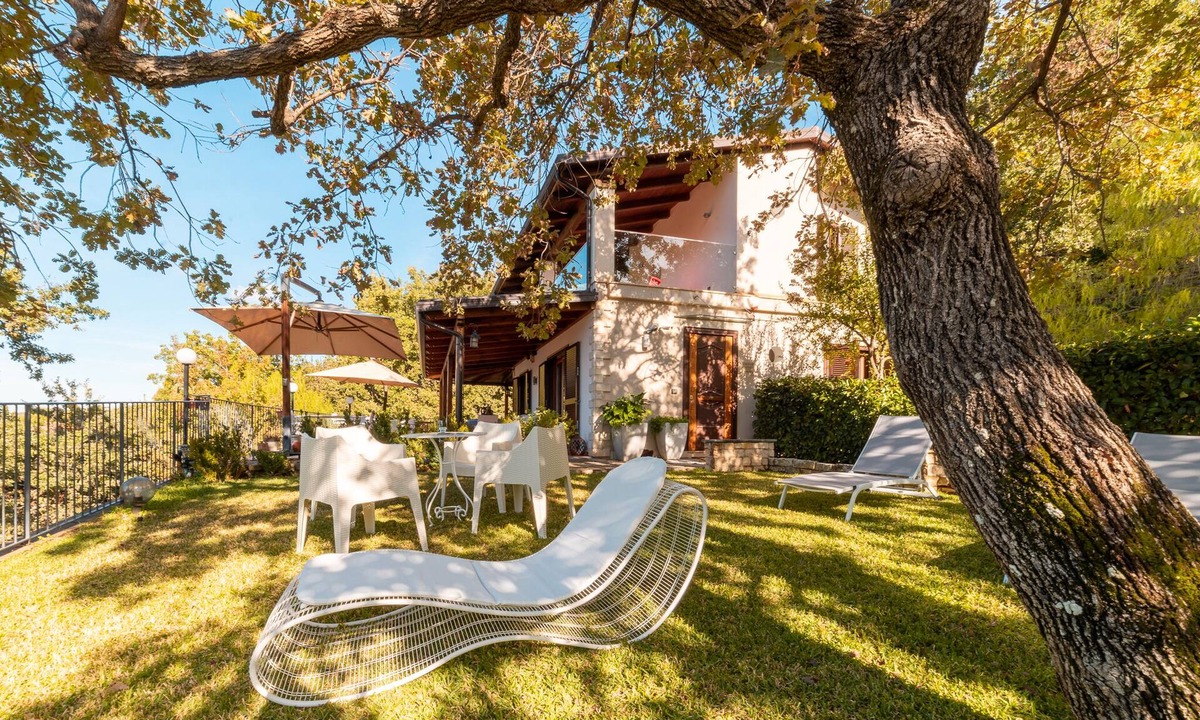 Ascea Villa | Villa Chiara is a prestigious and comfortable villa with a stylish interior