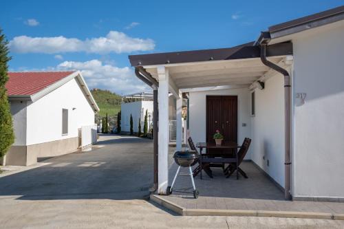 Scandale House | Villa Claudia - Appartamento A