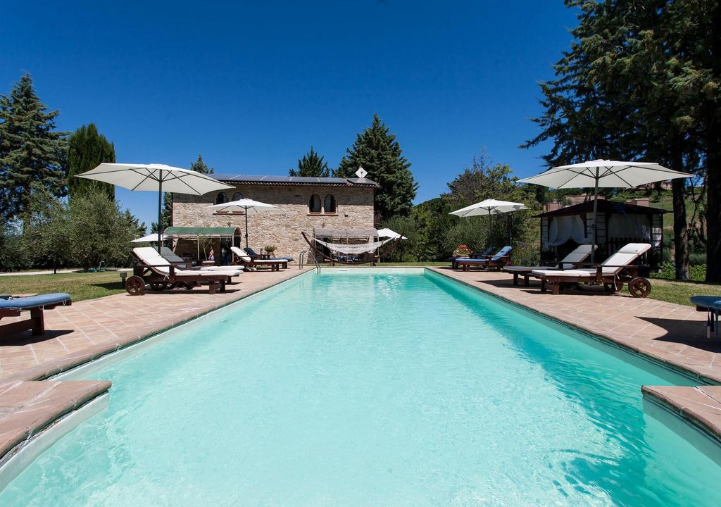Ramazzano Villa | VILLA COTTAGE with panoramic swimming pool near Perugia Gubbio and Assisi