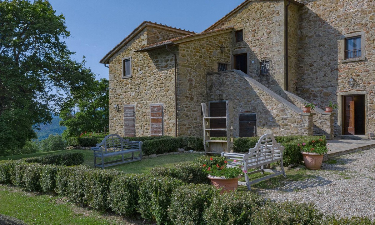 Monterchi Villa | Villa Cretole by Fantasia Villas