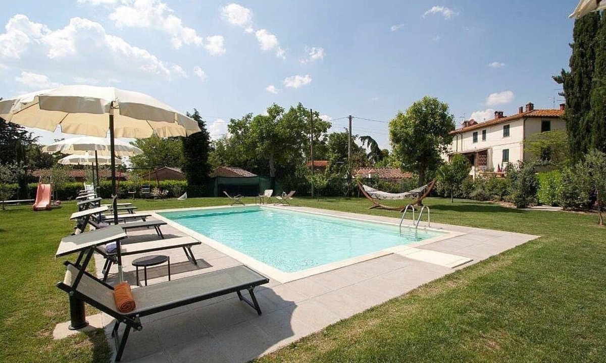 Cortona House | Villa Fastia A: A graceful apartment.