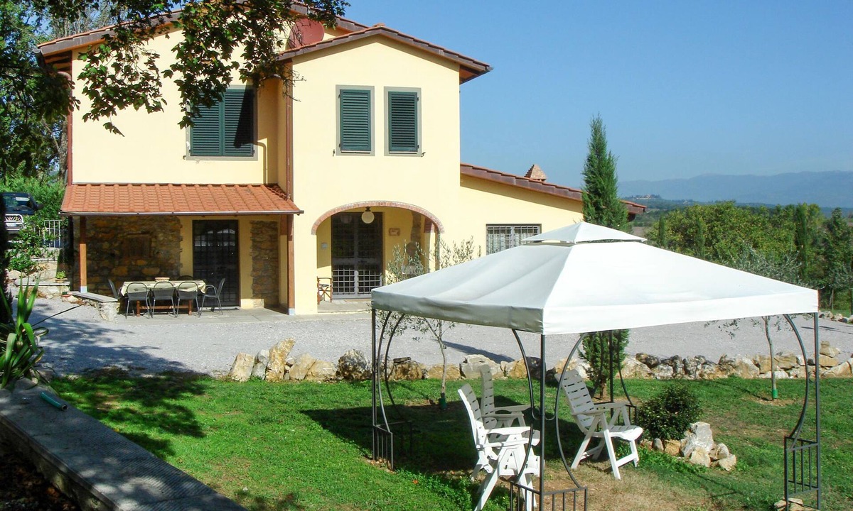 Badia Agnano House | Villa I Gelsomini by Interhome
