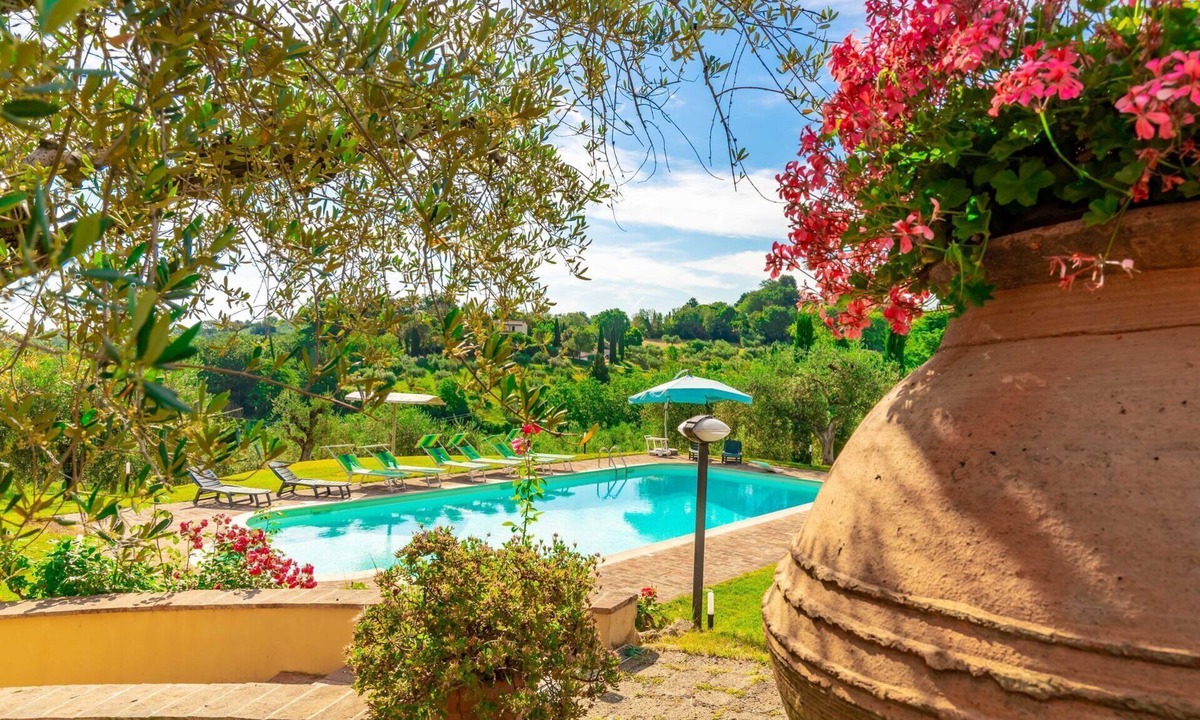 Fano Villa | Villa in Fano with 6 bedrooms sleeps 14