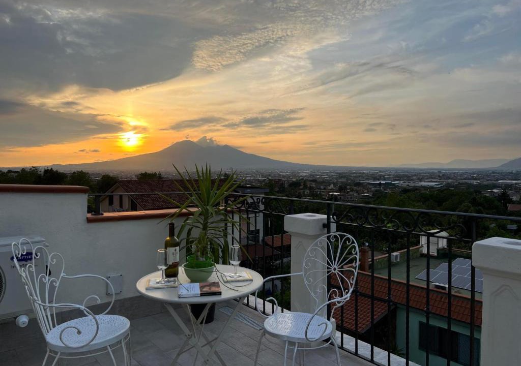 Sant'Egidio del Monte Albino Apartment | Villa Di Martino