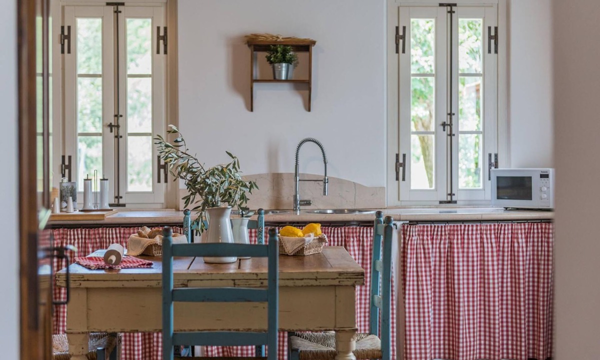Fratte Rosa Villa | Villa Larissa - Pool, AC, pets, outdoor games