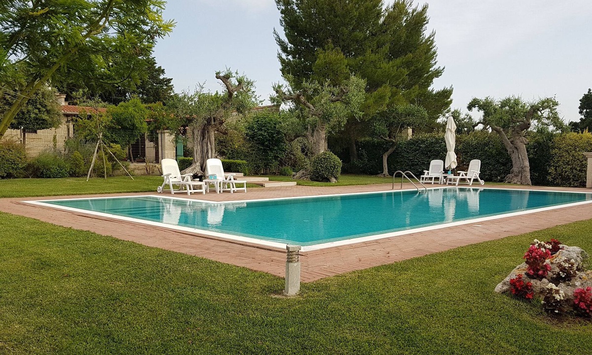 Conversano Villa | Villa Leralora - Olive Tree. Exclusive Pool Retreat