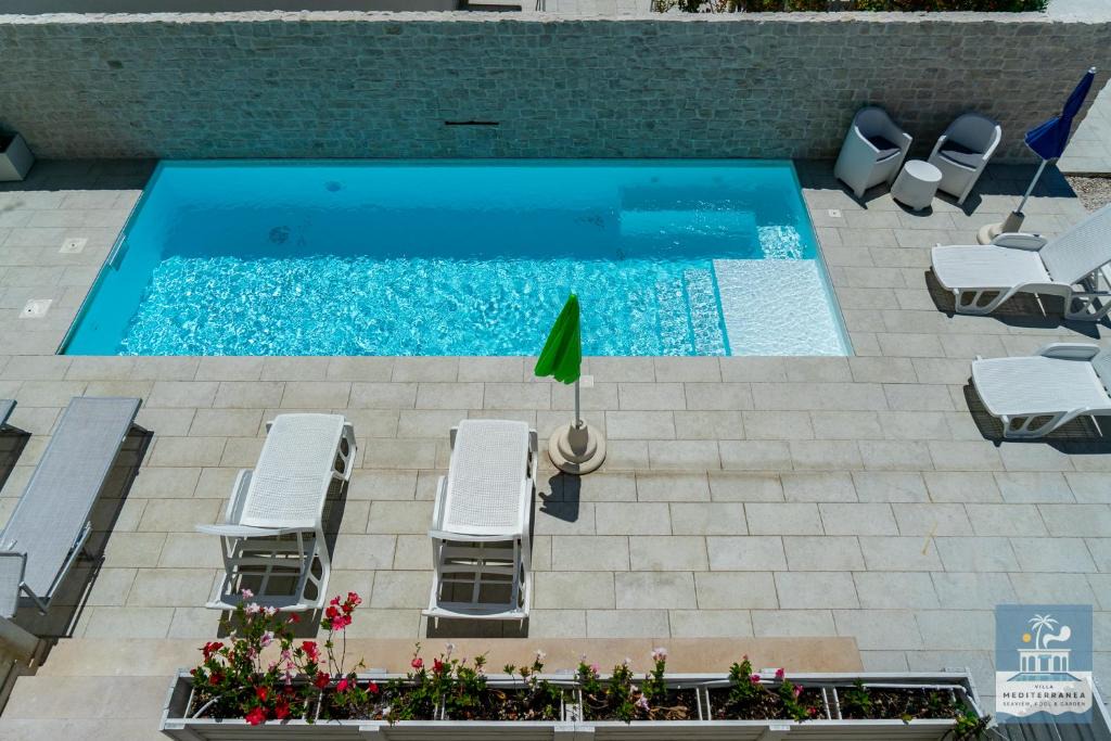Santo Spirito Apartment | Villa Mediterranea Apartments - Seaview, Pool & Garden